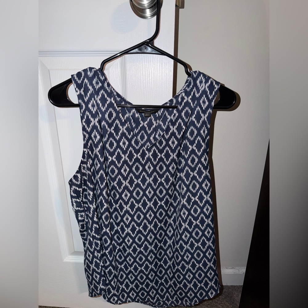 Banana Republic Factory Navy and White Geometric Tank Top